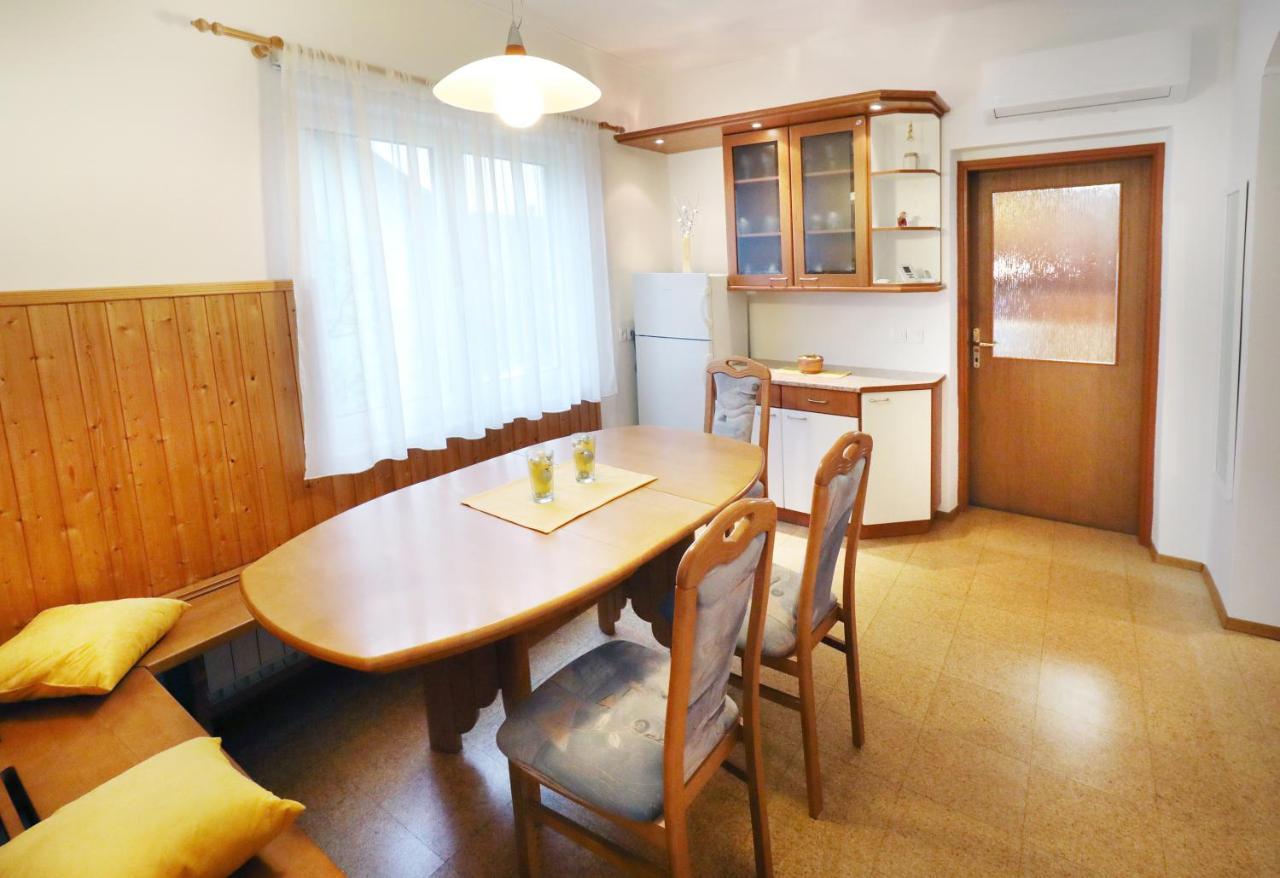 Apartma Vila Zigmund Cerknica Eksteriør billede