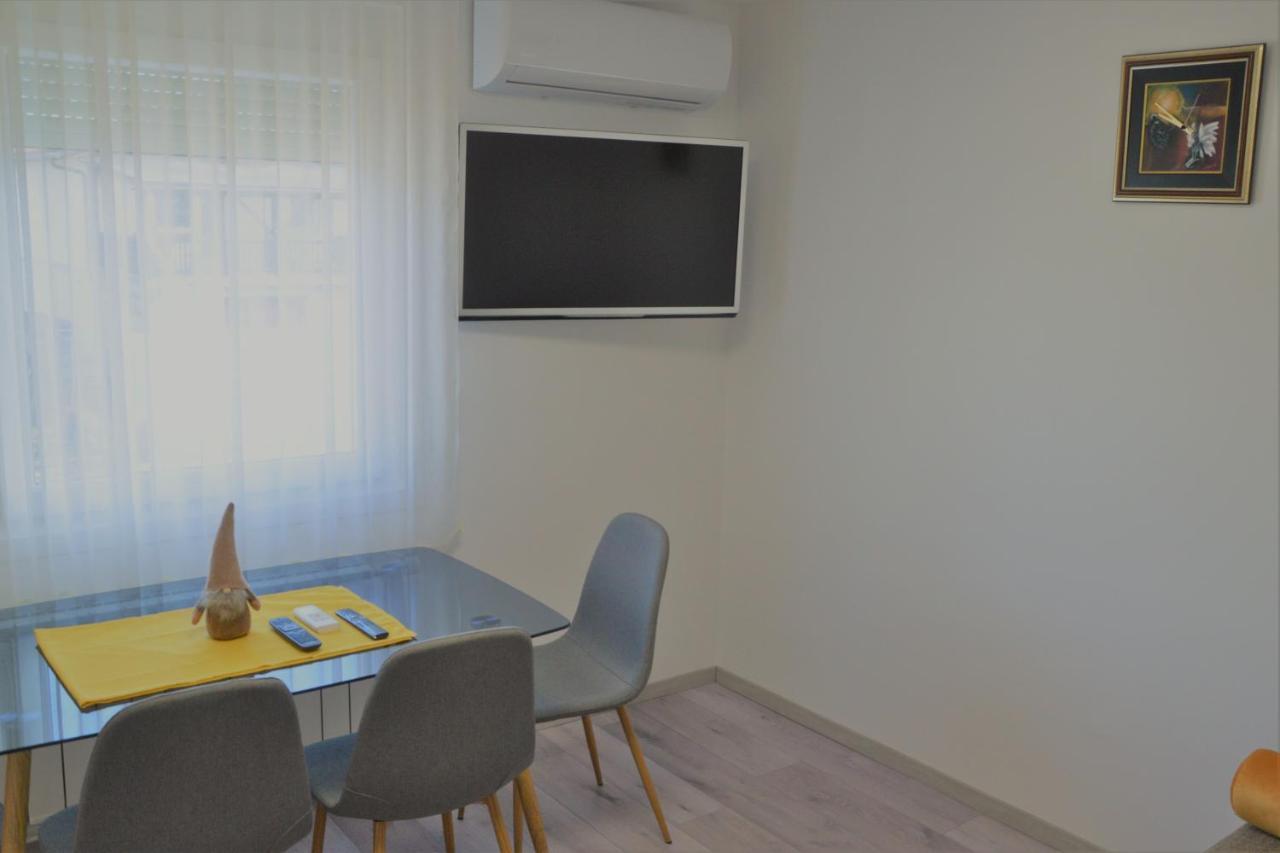 Apartma Vila Zigmund Cerknica Eksteriør billede